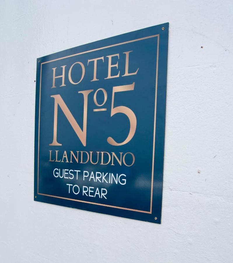 Hotel No5, Beachfront With Free Private Car Park 兰迪德诺 外观 照片